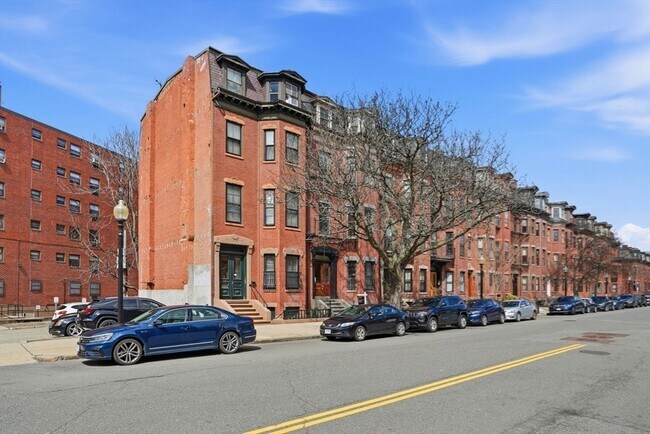 Building Photo - 191 Warren Ave