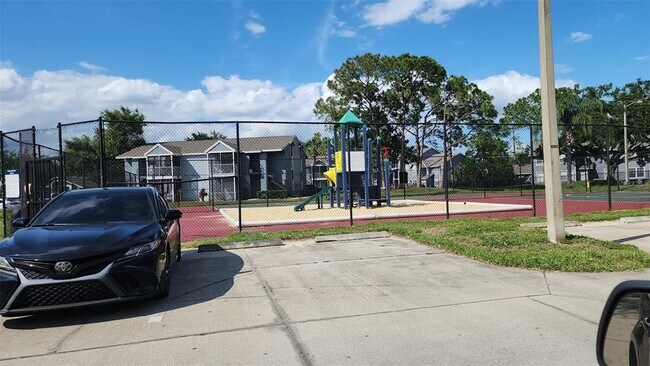 Building Photo - 3838 Bay Club Cir