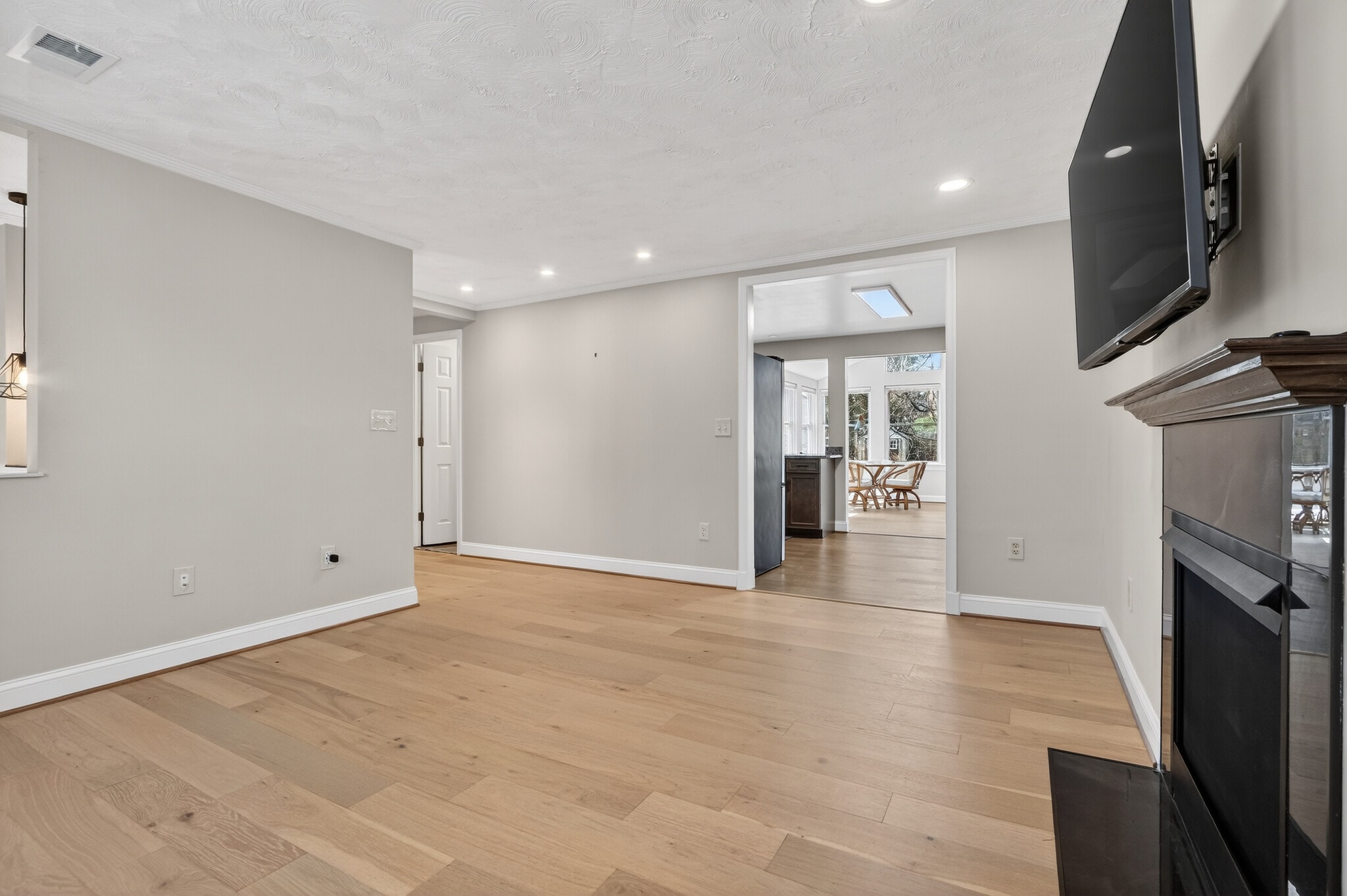 Building Photo - 19204 Saint Johnsbury Ln