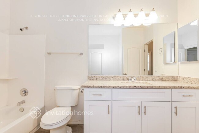 Building Photo - 11855 W Monte Vista Rd