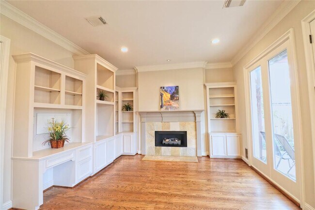 Building Photo - 3628 Timberside Cir Dr