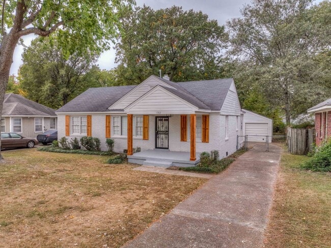 Building Photo - Charming 3-Bedroom Home with Modern Upgrades and Spacious Backyard in a Peaceful Neighborhood