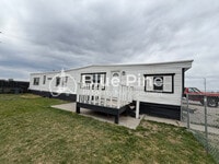 Building Photo - 540 US-26