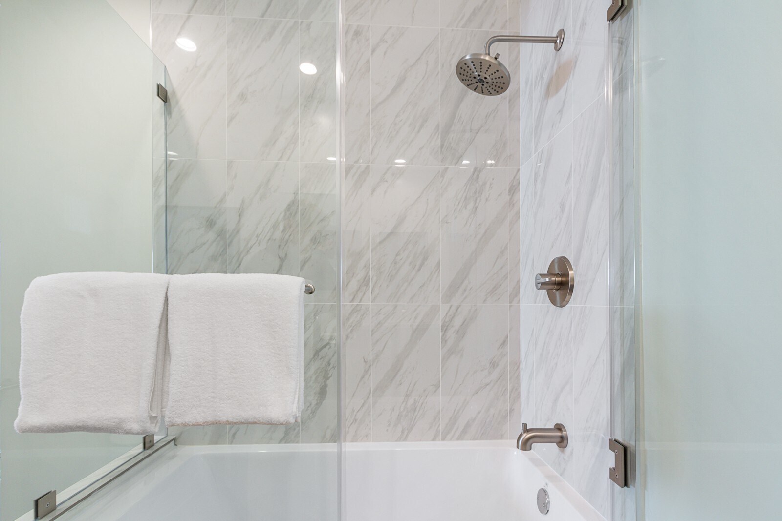 Building Photo - 4018 Cumberland Ave