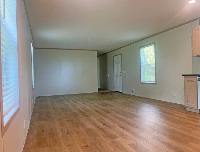 Building Photo - 2404 N 8th St