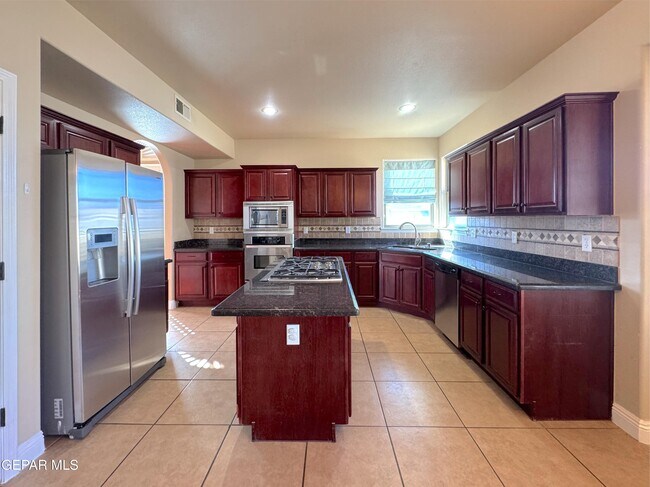 Building Photo - 413 Claiborne St