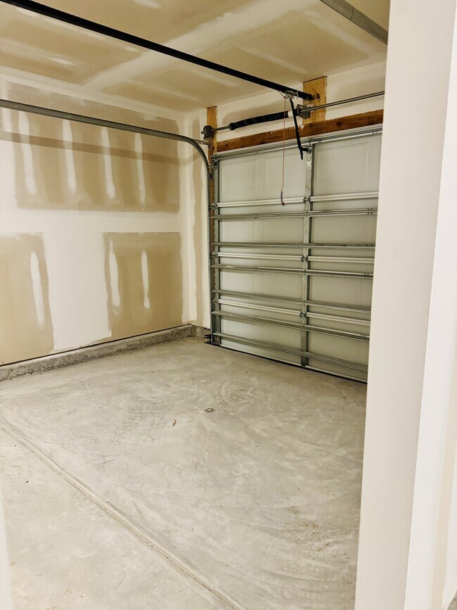 Building Photo - 84 Cpe Pt Dr