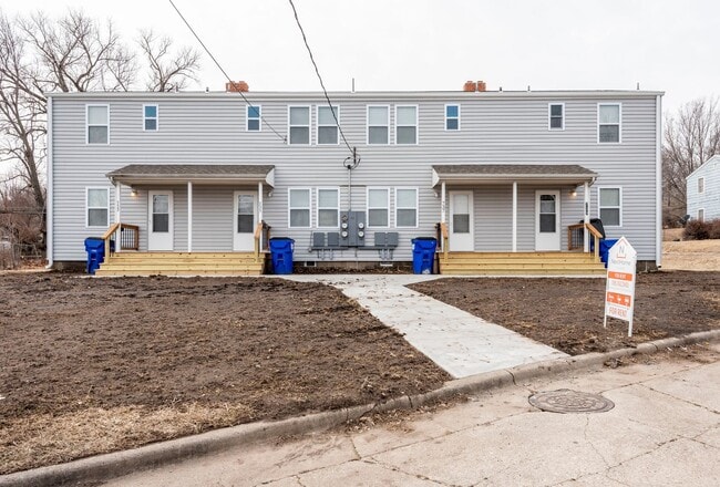 Building Photo - Please View 3D Virtual Walk-Through Before Scheduling a Showing