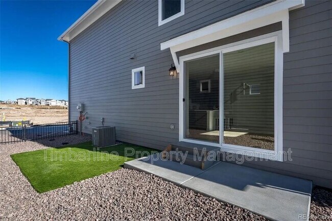 Building Photo - 6323 Scrabble Vw