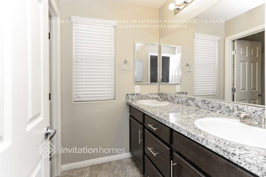 Building Photo - 9029 Sea Grass Bay ct