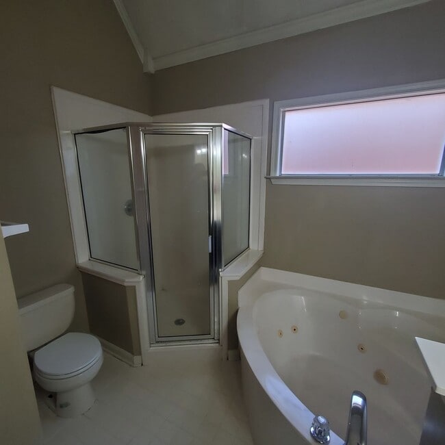 Building Photo - 3 Bedroom 2 Bath in Cordova off near Trinity and Sanga