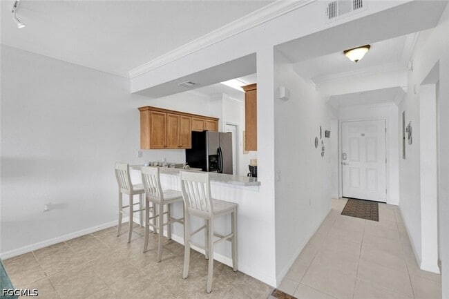 Building Photo - 8270 Pathfinder Loop