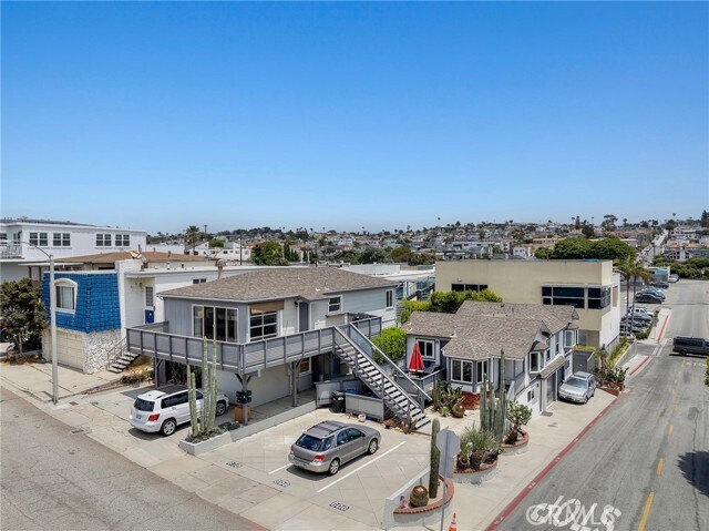 Building Photo - 606 Loma Dr