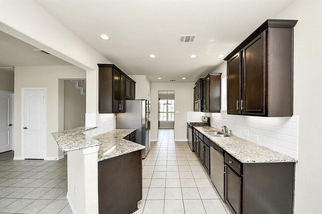 Building Photo - 13313 Sea Breeze Dr