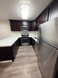 Building Photo - 1305 Garfield Ave