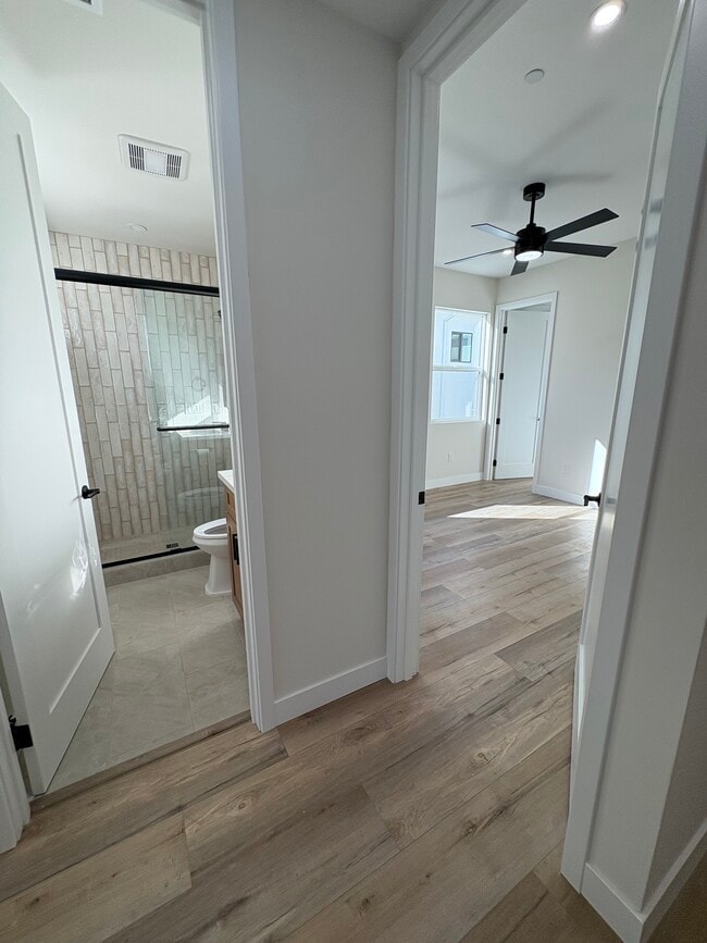 Building Photo - 258 Donax Ave