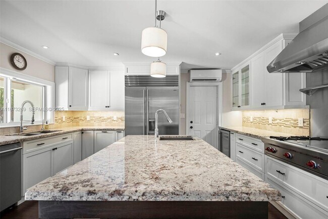 Building Photo - 8260 SW 95th St