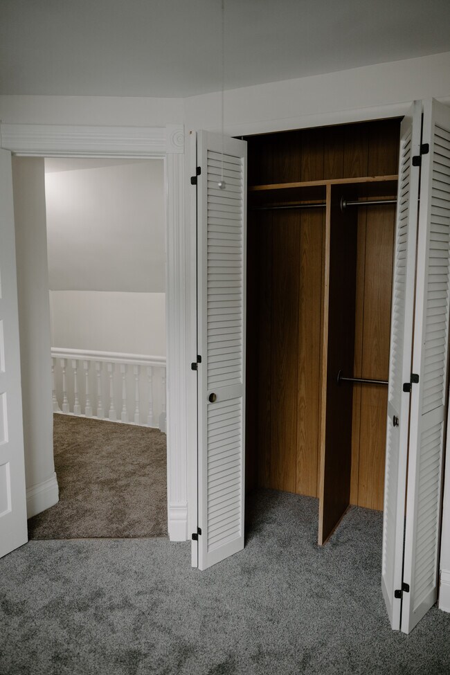 Building Photo - 354 Terrace Blvd