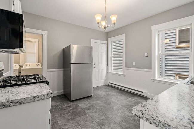 Building Photo - Apply now: https://screen.boompay.app/a/4PByfti3sHSj28kqeheP