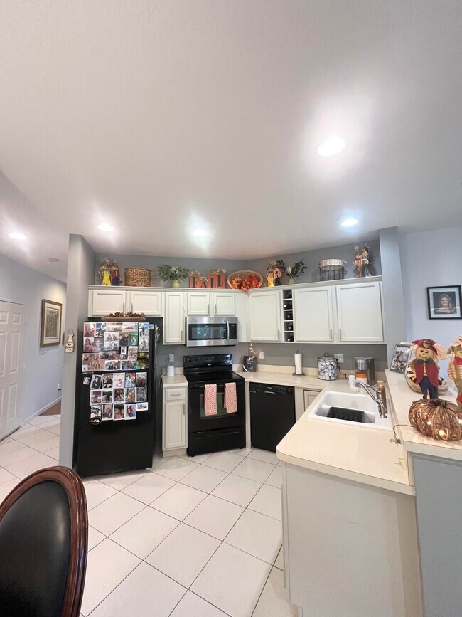 Building Photo - 8919 Sandshot Ct