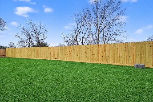 Building Photo - 21519 Sapphire Ct