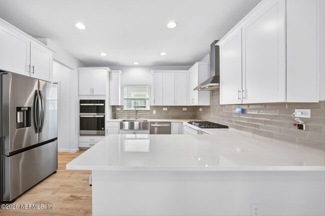 Building Photo - 168 Torres Trce