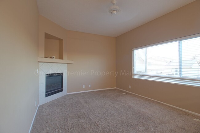 Building Photo - $1,022.50 Off Deposit! Pet Friendly, Spaci...