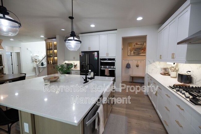 Building Photo - 11855 W Nuova Ct