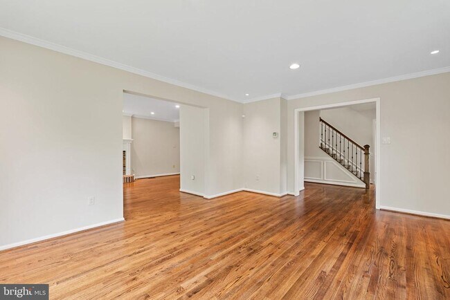 Building Photo - 6506 Bellamine Ct