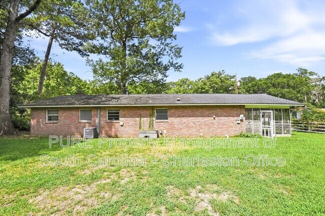 Building Photo - 628 Constant Dr