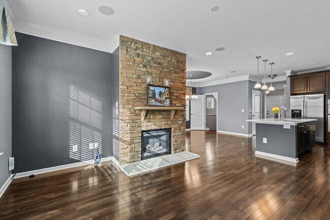 Building Photo - 3019 Valleystone Dr
