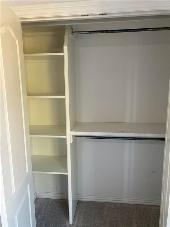 Building Photo - 420 E New Hope Rd