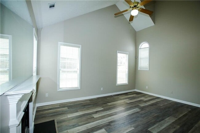 Building Photo - 4130 Wildridge Dr