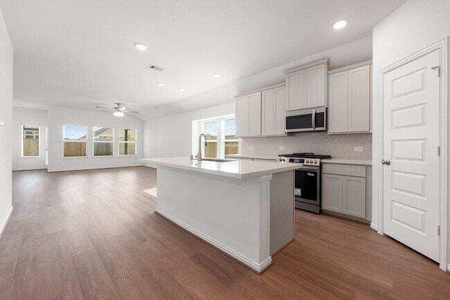 Building Photo - 12210 Bell County Ct