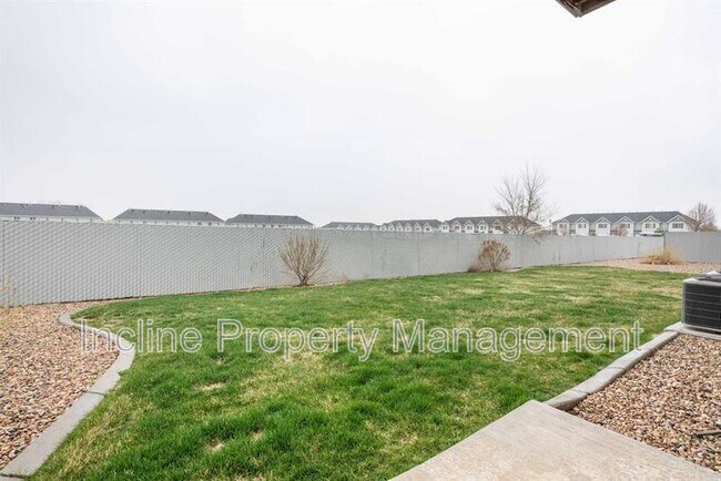 Building Photo - 1389 Northfield Rd