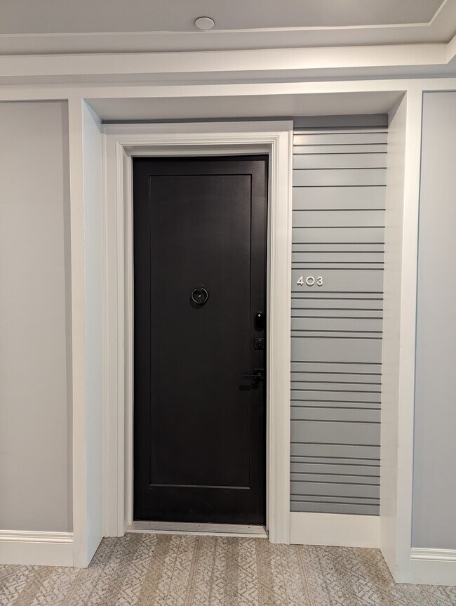 Building Photo - 300 8th St NE