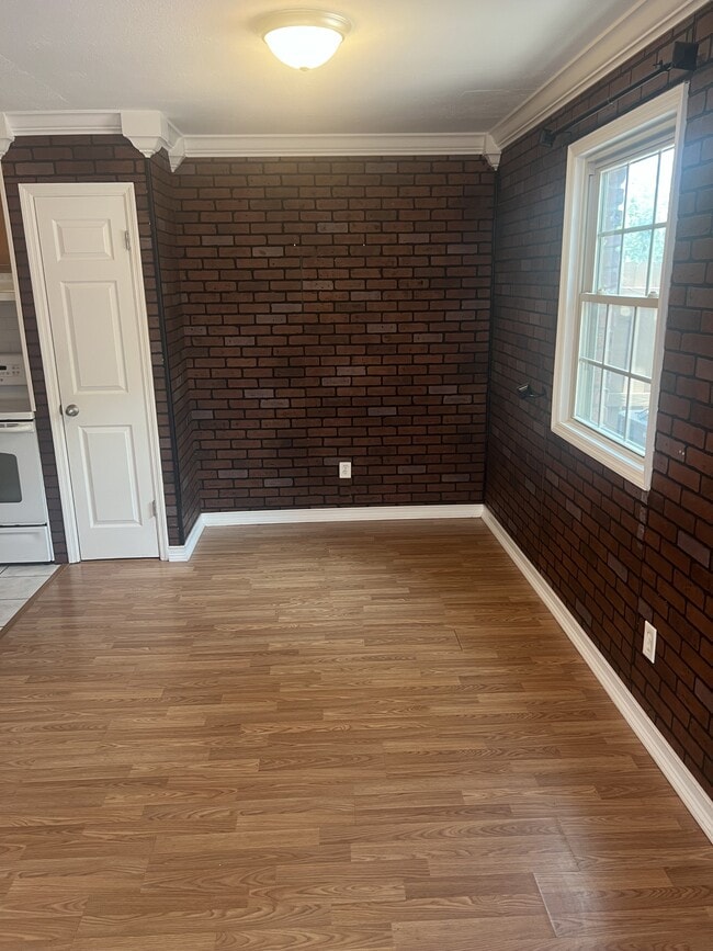 Building Photo - 616 Georgetown Dr