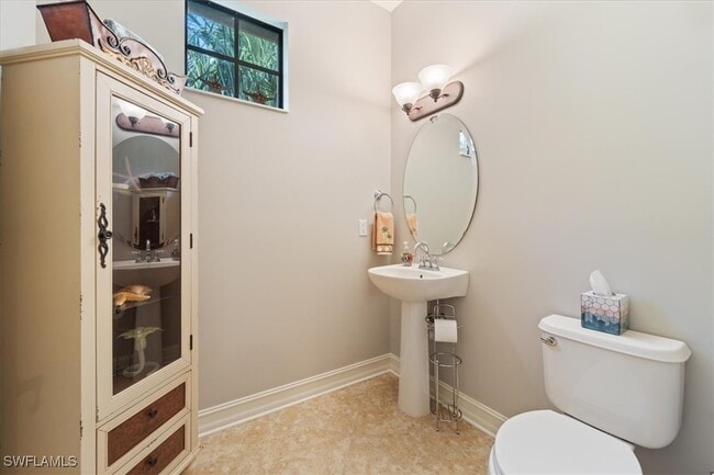 Building Photo - 9091 Covina Dr S