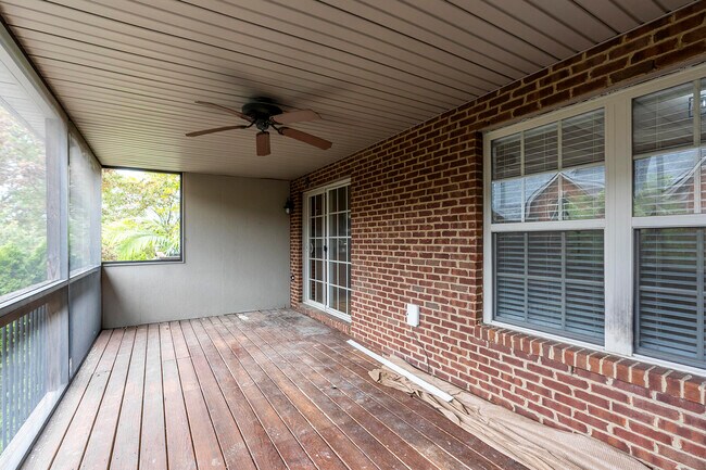 Building Photo - 3277 Beaumont Centre Cir