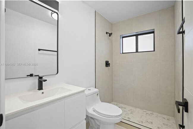 Building Photo - 5823 NW 30th Ave