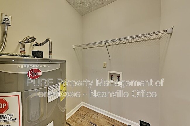 Building Photo - 4212 A Sweden Dr