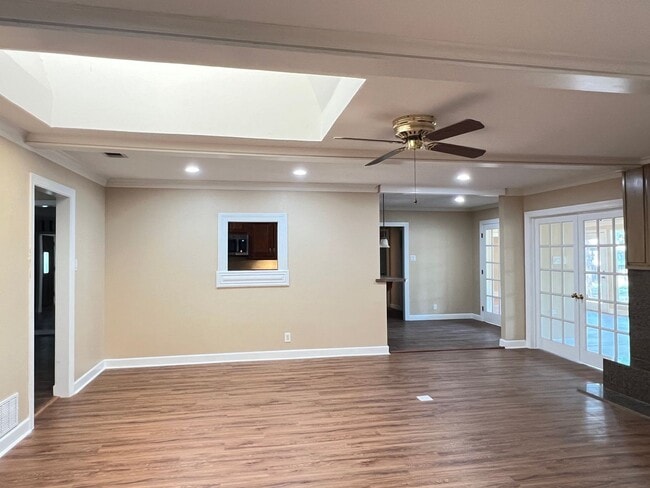 Building Photo - Shelmar Drive