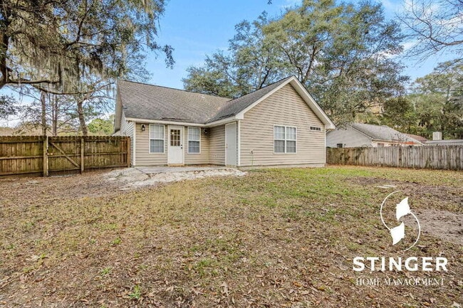 Building Photo - 15 Mary Elizabeth Dr