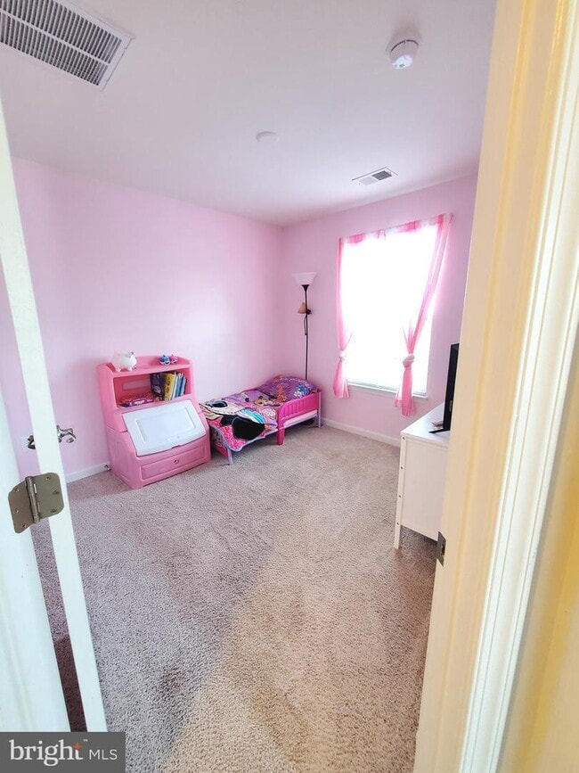 Building Photo - 5409 Double Day Ln