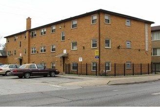 Building Photo - 304 E 147th St