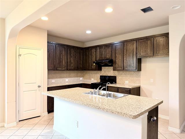 Building Photo - 9310 Moon River Dr