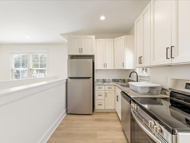 Building Photo - A great place to stay that is a nice and c...