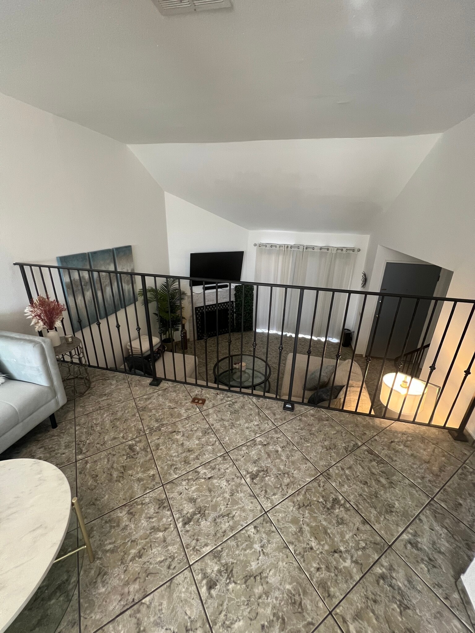 Building Photo - 9601 Sylmar Ave