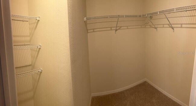 Building Photo - 1800 Red Canyon Dr