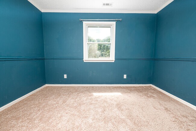 Building Photo - 419 Boros Rd